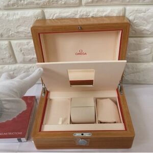 Wood Watch Storage Box  Booklet & Cert. EMPTY BOX ONLY!
